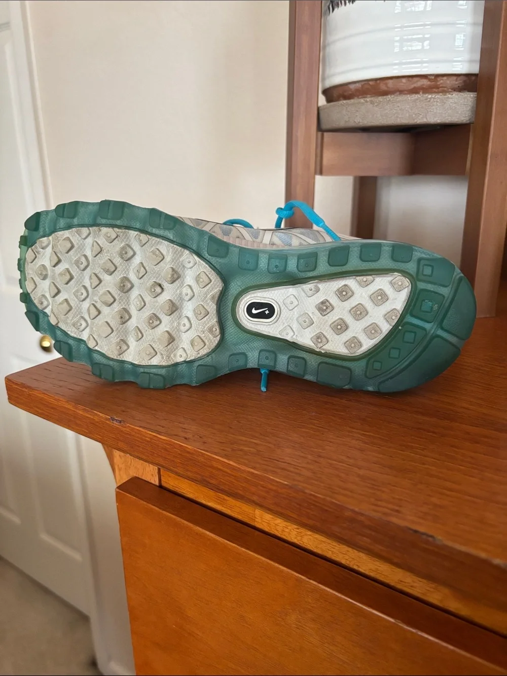 Nike Turquoise & White Air Max Running Shoes. FITSOLE 2